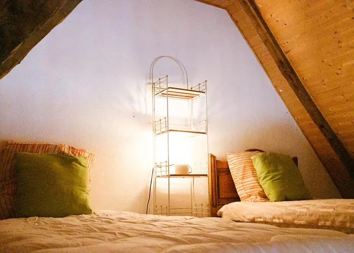 Maison A , Gamelou , 3 Hébergement de vacances *